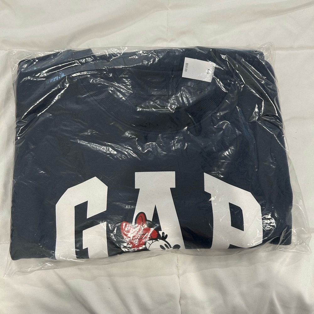 GAP Dark Blue Sweatshirt with Logo